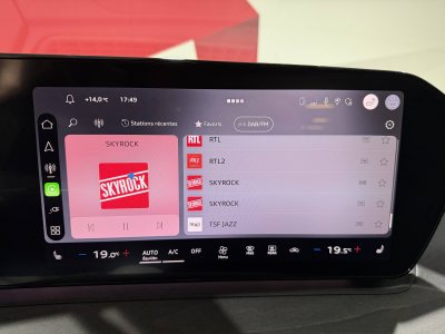 Audi Q3 HYBRIDE e-hybrid 272 ch S tronic 6 S line   - 35