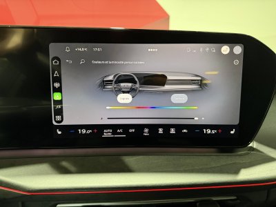 Audi Q3 HYBRIDE e-hybrid 272 ch S tronic 6 S line   - 46