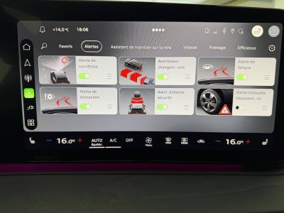 Audi Q3 HYBRIDE e-hybrid 272 ch S tronic 6 S line   - 52