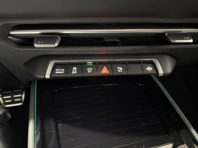 Audi Q3 HYBRIDE e-hybrid 272 ch S tronic 6 S line   - 59