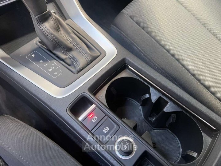 Audi Q3 35 TFSI 150 ch S tronic 7 Design - 8
