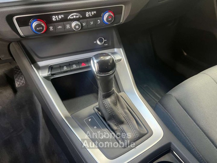 Audi Q3 35 TFSI 150 ch S tronic 7 Design - 9