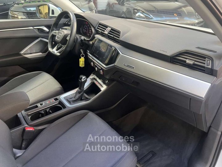Audi Q3 35 TFSI 150 ch S tronic 7 Design - 24
