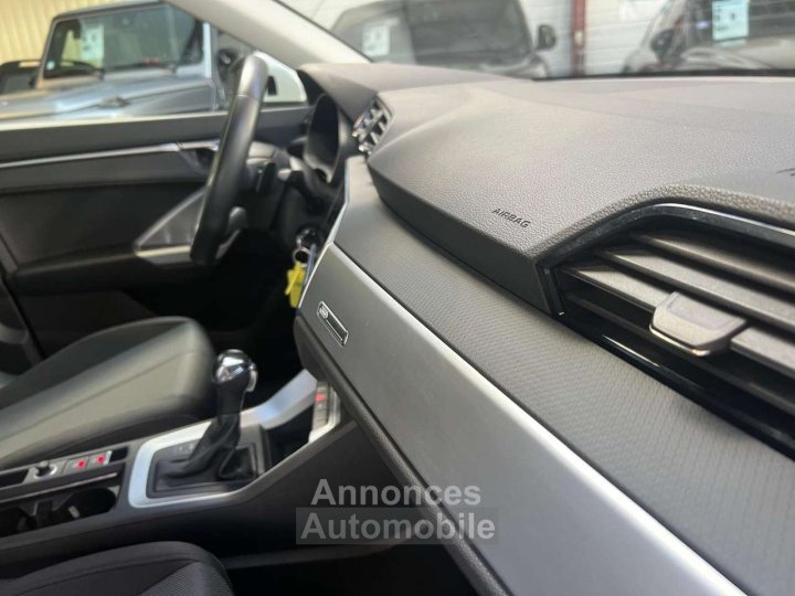 Audi Q3 35 TFSI 150 ch S tronic 7 Design - 27