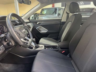 Audi Q3 35 TFSI 150 ch S tronic 7 Design   - 29