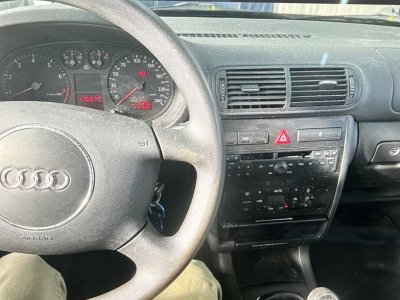 Audi A3 16 100CH AMBIENTE 5P - 2