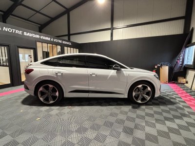 Audi Q4 E-Tron SPORTBACK 40 204 ch 82 kWh S line - première main - parfait état - toit ouvrant   - 6