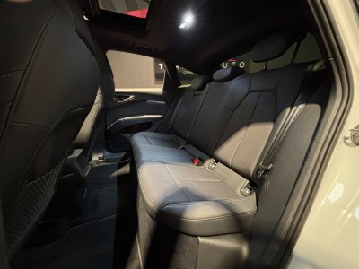 Audi Q4 E-Tron SPORTBACK 40 204 ch 82 kWh S line - première main - parfait état - toit ouvrant   - 10