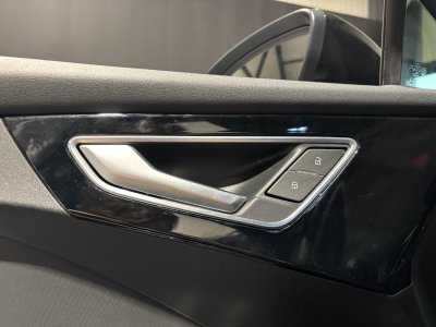 Audi Q4 E-Tron SPORTBACK 40 204 ch 82 kWh S line - première main - parfait état - toit ouvrant   - 37