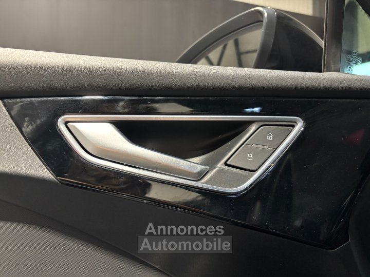 Audi Q4 E-Tron SPORTBACK 40 204 ch 82 kWh S line - première main - parfait état - toit ouvrant - 37