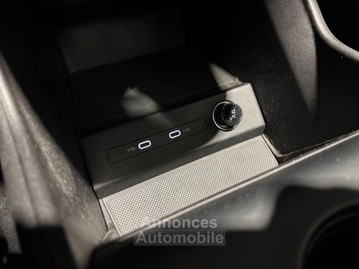 Audi Q4 E-Tron SPORTBACK 40 204 ch 82 kWh S line - première main - parfait état - toit ouvrant - 40