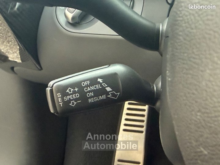 Audi R8 coupe 52 fsi 525ch quattro v10 pack carbone entretiens constructeur2eme main - 27