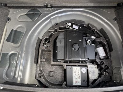 Audi A1 Sportback Phase 2 Business line 14 TDI 90 cv 5 Portes Distribution   - 14