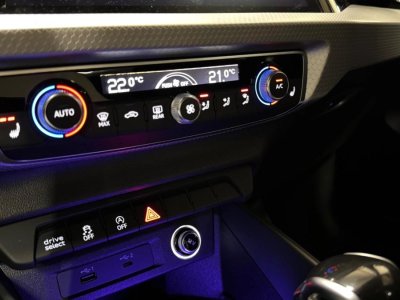 Audi A1 SPORTBACK 20 40 TFSI 200 EDITION ONE / Suivie CompletBVA - 26