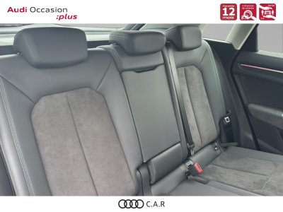 Audi Q3 35 TFSI 150 ch S tronic 7 Design Luxe - 8