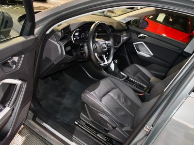 Audi Q3 Advanced 35 TDI 150 S-Tronic GPS Virtual Cam&eacute;ra Car Play ACC Pr&eacute; Sense LED JA 18   - 9