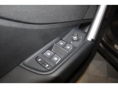 Audi Q2 Advanced 15 35 TFSI 150CH S-tronic - Faible Kms - Suivi - 30