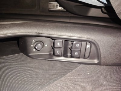 Audi A3 III 16 TDI 105ch FAP Business Line - 11