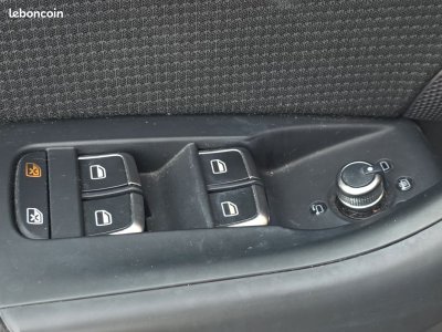 Audi Q3 14 tfsi 150 s-line s-tronic bva origine fr 2 eme main garantie 6 mois   - 26