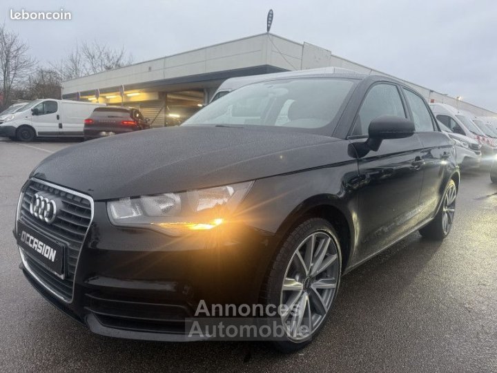 Audi A1 Sportback 12 TFSI 86CH AMBITION LUXE - 4