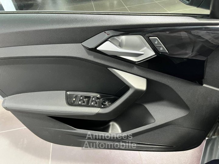 Audi A1 Sportback 30 TFSI 110 ch S tronic 7 Advanced 2 - 12