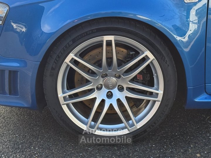 Audi Quattro rs4 AVANT 42 - 13