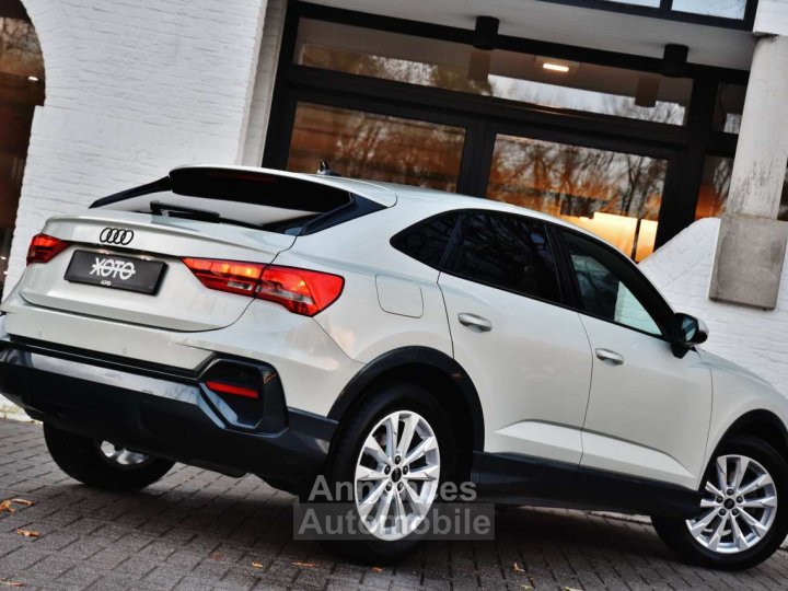 Audi Q3 Sportback 35 TFSI S TRONIC BUSINESS SHADOWLOOK - 8