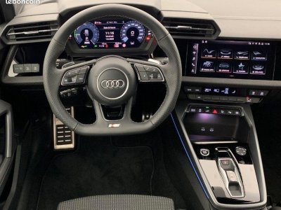 Audi A3 ALLSTREET TFSI e Hybride rechargeable 204 S tronic 6 Design - 9