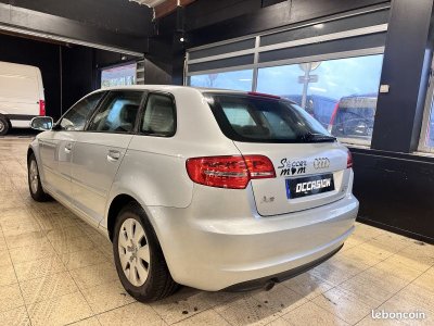 Audi A3 16 TDI 105CH DPF START-STOP AMBIENTE 3P - 3