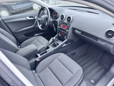 Audi A3 16 TDI 105CH DPF START-STOP AMBIENTE 3P - 8