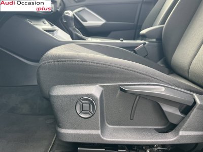Audi Q3 35 TDI 150 ch S tronic 7 Design   - 31