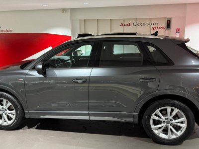 Audi Q3 35 TFSI 150 ch S tronic 7 S line   - 3