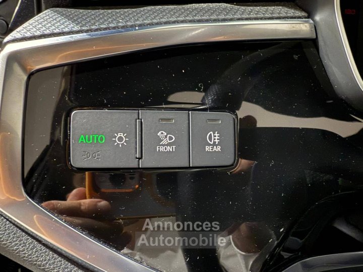 Audi Q3 35 TFSI 150 ch S tronic 7 S line - 13