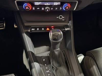 Audi Q3 35 TFSI 150 ch S tronic 7 S line   - 17