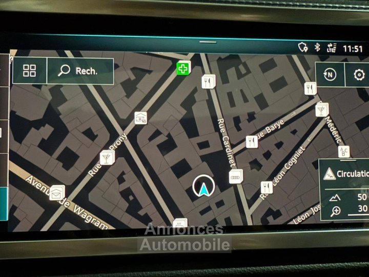 Audi Q3 35 TFSI 150 ch S tronic 7 S line - 19