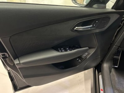 Audi Q3 e-hybrid 272 ch S tronic 6 S line   - 9