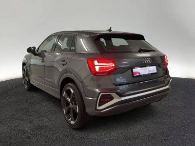 Audi Q2 S Line 40 TFSI quS tr RFK MATRIX NAVI PANO   - 2