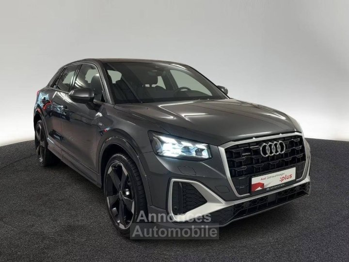 Audi Q2 S Line 40 TFSI quS tr RFK MATRIX NAVI PANO - 3