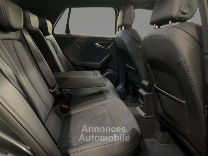 Audi Q2 S Line 40 TFSI quS tr RFK MATRIX NAVI PANO - 6