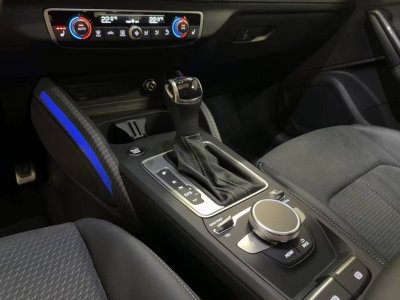 Audi Q2 S Line 40 TFSI quS tr RFK MATRIX NAVI PANO   - 13