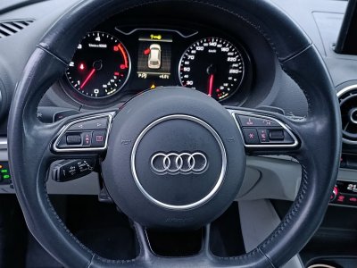 Audi A3 III SPORTBACK 20 TDI 150 AMBITION LUXE S TRONIC BVA - 11