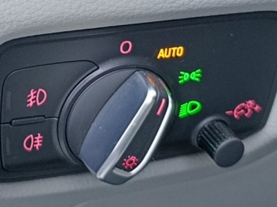 Audi A3 III SPORTBACK 20 TDI 150 AMBITION LUXE S TRONIC BVA - 18