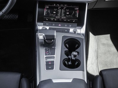 Audi A6 Avant design 40 TDI 150(204) S tronic ACC LM - 6