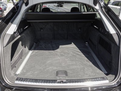 Audi A6 Avant design 40 TDI 150(204) S tronic ACC LM - 9