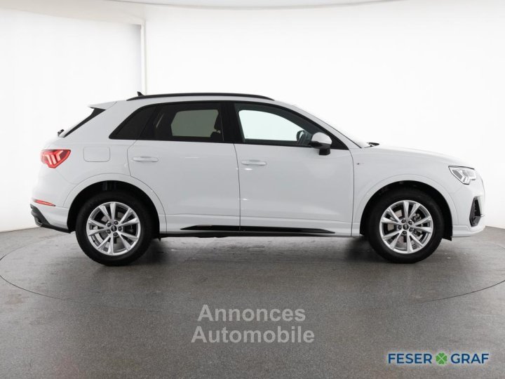 Audi Q3 S line 35 TFSI S tronic LED/ Navi Plus - 12