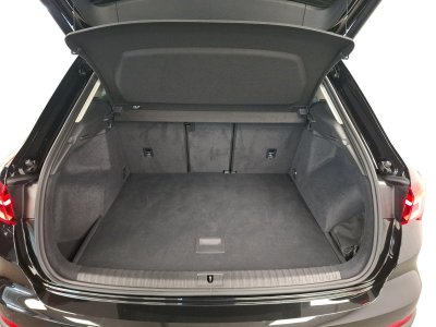 Audi Q3 35 TFSI LED ACC AHK RFK SHZ 18'' LM Navi   - 9