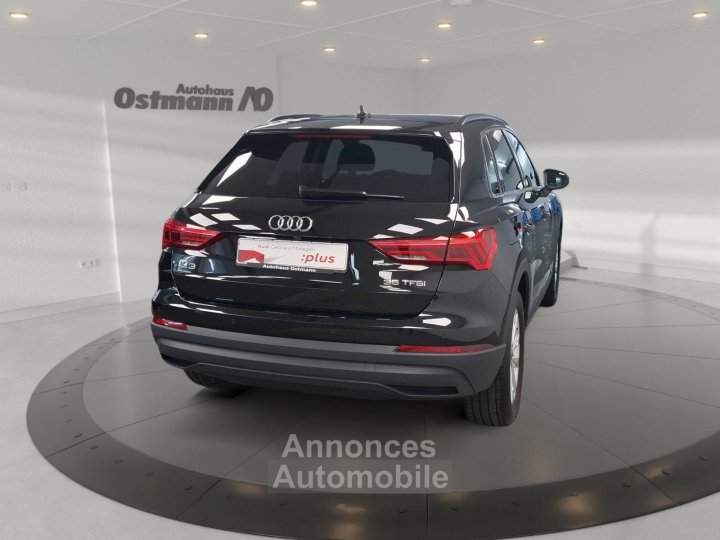 Audi Q3 35 TFSI LED ACC AHK RFK SHZ 18'' LM Navi - 14