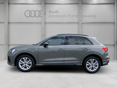 Audi Q3 line 35 TFSI S tronic S-line Navi Digitales C   - 2