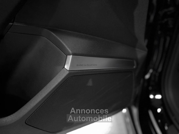 Audi S3 8Y 20 310 S-Tronic - Première main - Noir Mythic - 24