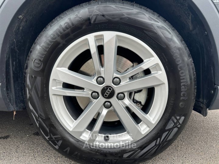 Audi Q3 35 TFSI 150 ch S tronic 7 Design - 12